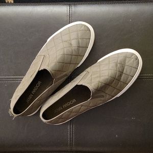 Slip on quilted sneaker